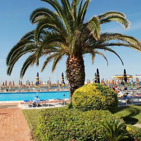 Aparthotel Baia Del Sole Civitavecchia